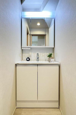 �����s���c�J��O�h2���ڂ̒��È�ˌ��Ă̐��ʑ�E���ʏ�