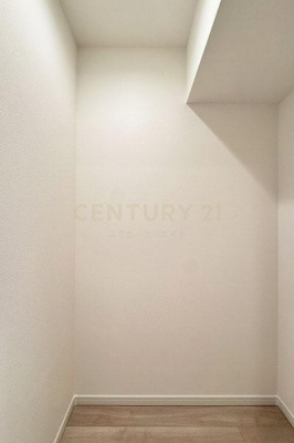 �����s���c�J���p��3���� 13-22�̒��Ã}���V�����̎��[