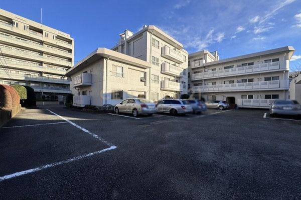 �����s���c�J���p��3���� 13-22�̒��Ã}���V�����̂��̑����n