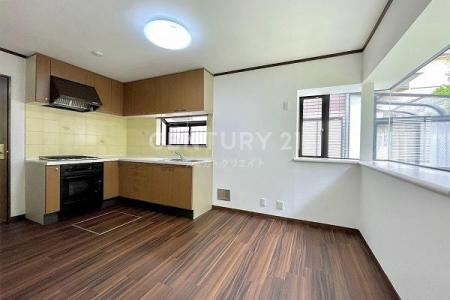 �����s�ڍ����3���ڂ̒��È�ˌ��Ẵ��r���O