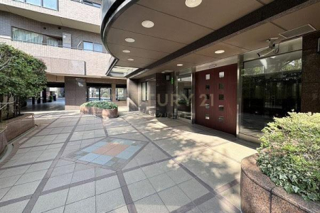 �����s�`�攒����3���� 2-7�̒��Ã}���V�����̃G���g�����X