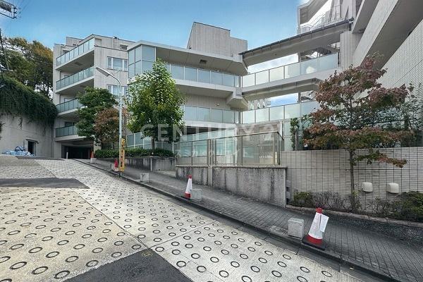 �����s�i��擌�ܔ��c4���� 1-27-2�̒��Ã}���V�����̂��̑����n