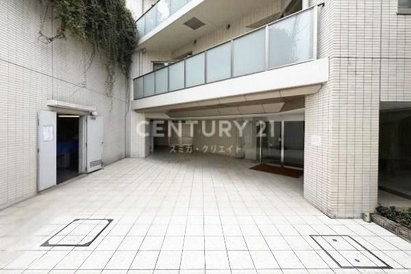 �����s�i��擌�ܔ��c4���� 1-27-2�̒��Ã}���V�����̃G���g�����X