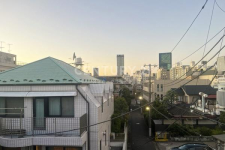 �����s�ڍ����ڍ�3���ڂ̒��È�ˌ��Ă̏Z�˂���̒��]�ʐ^