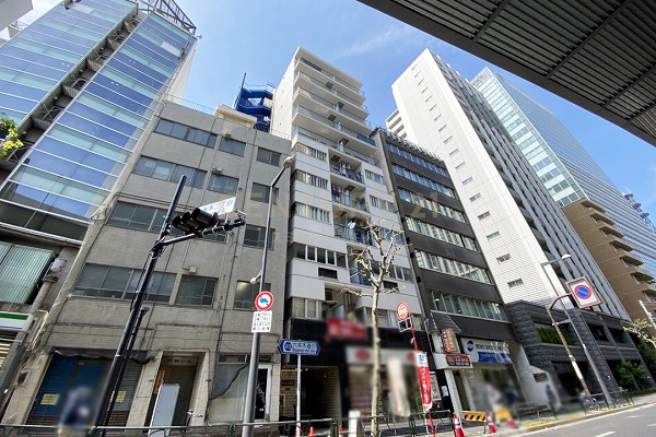 クレール六本木 建物外観(2021.4撮影)