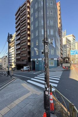 �����s�a�J��~�R�� 28-8�̒��Ã}���V�����̂��̑����n