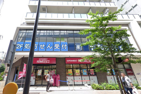 �����s�a�J��~�R�� 28-8�̒��Ã}���V�����̎��ӊ�