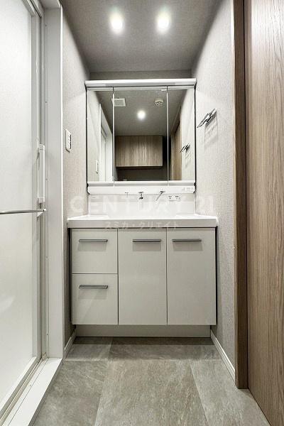 �����s��c��璹1���� 10-3�̒��Ã}���V�����̐��ʑ�E���ʏ�