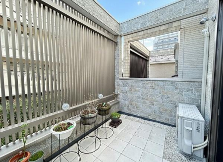 �����s�ڍ���ڍ��{��4���ڂ̒��È�ˌ��Ẵo���R�j�[