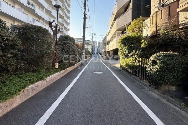 �����s�ڍ��扺�ڍ�2���ڂ̓y�n�̑O�ʓ��H�܂ތ��n�ʐ^