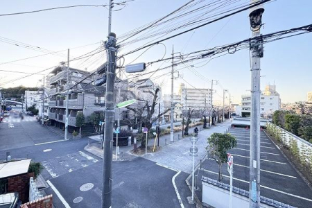 �����s���c�J���c2���ڂ̐V�z��ˌ��Ă̏Z�˂���̒��]�ʐ^