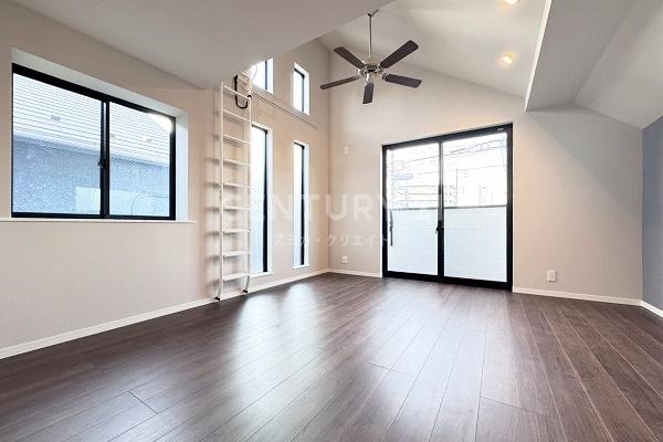 �����s���c�J���c2���ڂ̐V�z��ˌ��Ẵ��r���O