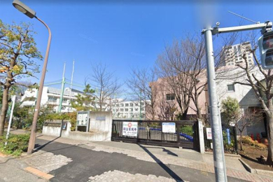 �����s�a�J��b���4���� 23-9�̒��Ã}���V�����̎��ӊ�