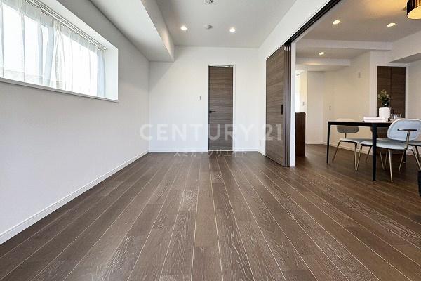 �����s�a�J��b���4���� 23-9�̒��Ã}���V�����̐Q��