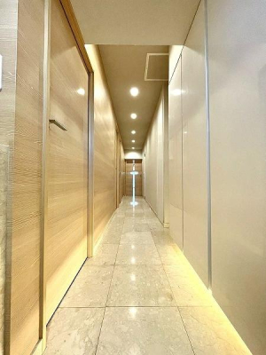 �����s�a�J��L��1���� 7-7�̒��Ã}���V�����̌���