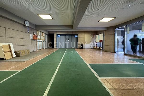 �����s��c���X��1���� 31-1�̒��Ã}���V�����̃G���g�����X