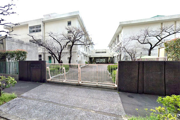 �����s��c���X��1���� 31-1�̒��Ã}���V�����̎��ӊ�