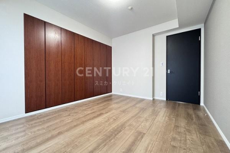 �����s���c�J��m4���� 8-12�̒��Ã}���V�����̐Q��