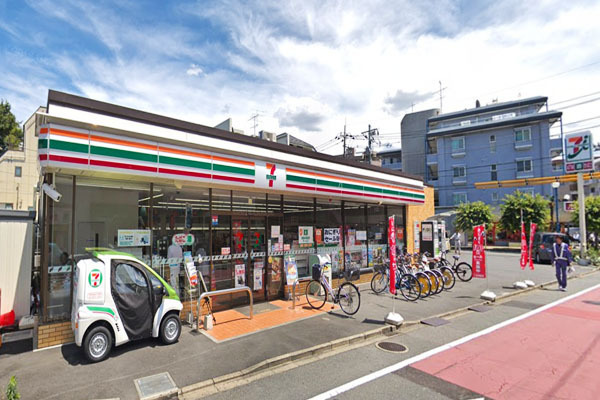 �����s���c�J��m4���� 8-12�̒��Ã}���V�����̎��ӊ�