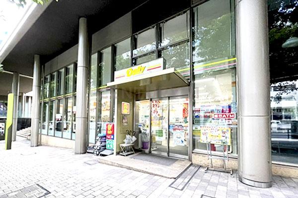 THE ROPPONGI TOKYO デイリーヤマザキ六本木3丁目店まで50m