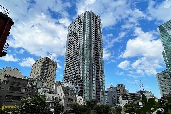 THE ROPPONGI TOKYO 販売現地(2022.10撮影)