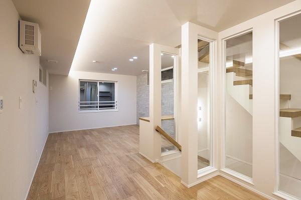 �����s�ڍ���剪�R1���ڂ̐V�z��ˌ��Ẵ��r���O