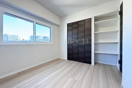 �����s�a�J���X��5���� 8-5�̒��Ã}���V�����̗m��