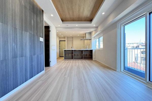 �����s�a�J���X��5���� 8-5�̒��Ã}���V�����̃��r���O