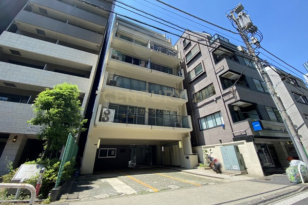 元赤坂マンション 建物外観(2021.6撮影)