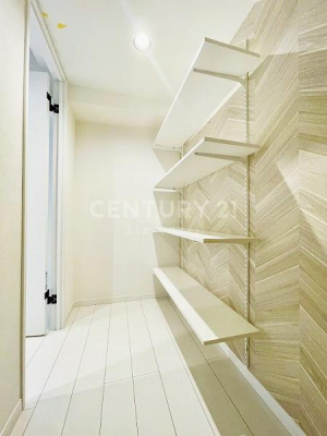 �����s�`�捂��2���� 10-7�̒��Ã}���V�����̎��[