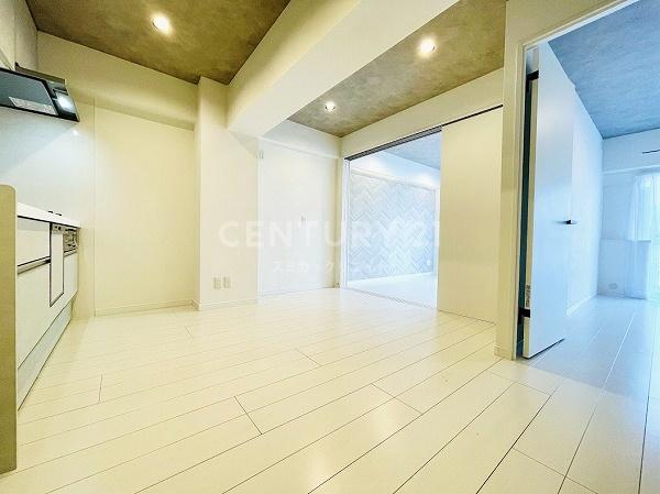 �����s�`�捂��2���� 10-7�̒��Ã}���V�����̃��r���O