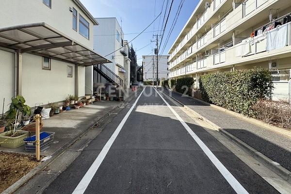 �����s�ڍ���勴2���ڂ̓y�n�̑O�ʓ��H�܂ތ��n�ʐ^