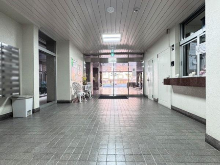 �����s�`��O�c5���� 11-3�̒��Ã}���V�����̃G���g�����X