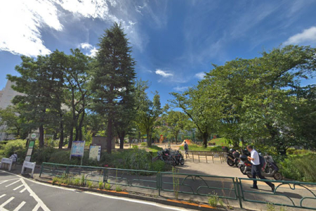 �����s�i��擌���1���� 9-27�̒��Ã}���V�����̎��ӊ�