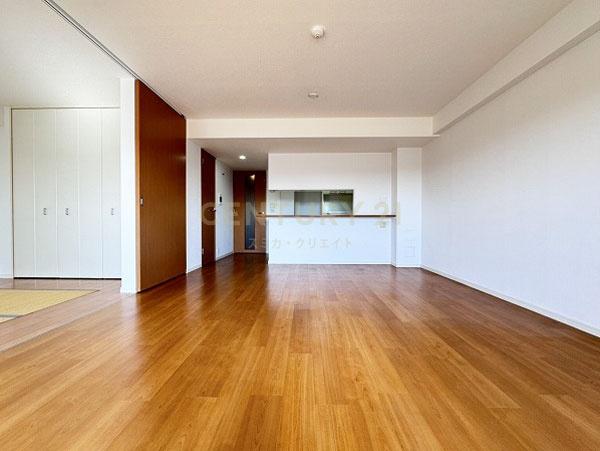 �����s��c�扺�ێq2���� 13-1�̒��Ã}���V�����̃��r���O