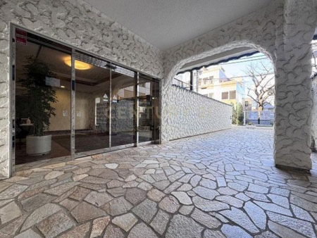 �����s�`��k�R2���� 12-42�̒��Ã}���V�����̃G���g�����X