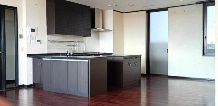 �����s�ڍ��撆��1���� 7-16�̒��Ã}���V�����̃L�b�`��