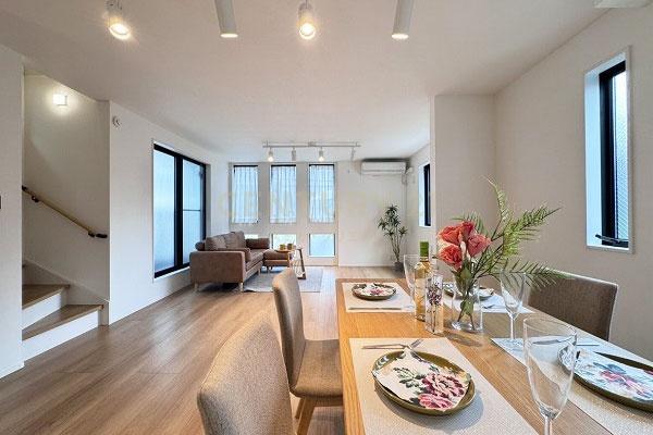 �����s���c�J��k��1���ڂ̒��È�ˌ��Ẵ��r���O