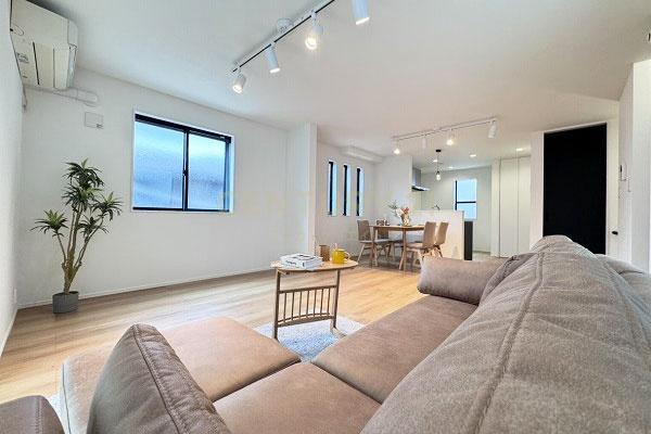 �����s���c�J��k��1���ڂ̒��È�ˌ��Ẵ��r���O