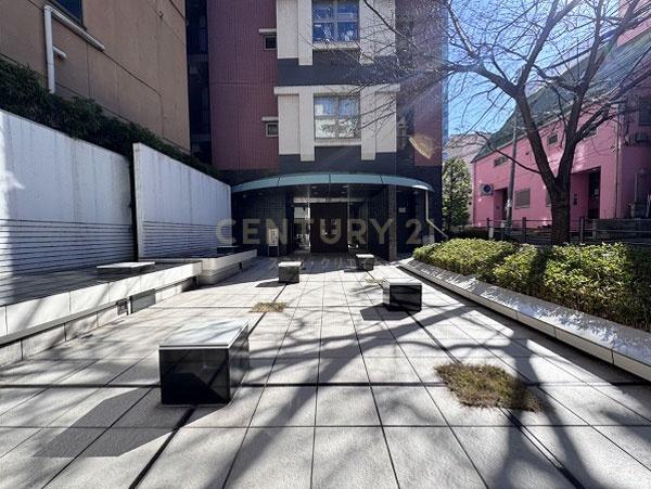 �����s�`��ԍ�5���� 1-35�̒��Ã}���V�����̃G���g�����X