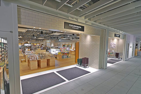 �����s�`��ԍ�5���� 1-35�̒��Ã}���V�����̎��ӊ�