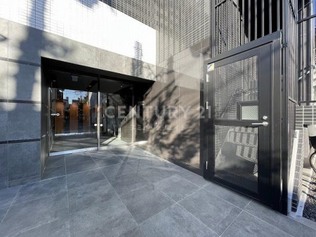 �����s��c�撇�Z��2���� 37-8�̒��Ã}���V�����̃G���g�����X