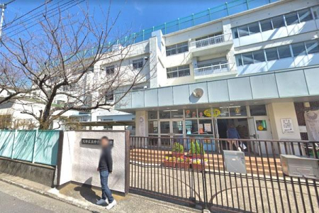 �����s��c�撇�Z��2���� 37-8�̒��Ã}���V�����̎��ӊ�