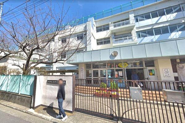 �����s��c�撇�Z��2���� 37-8�̒��Ã}���V�����̎��ӊ�