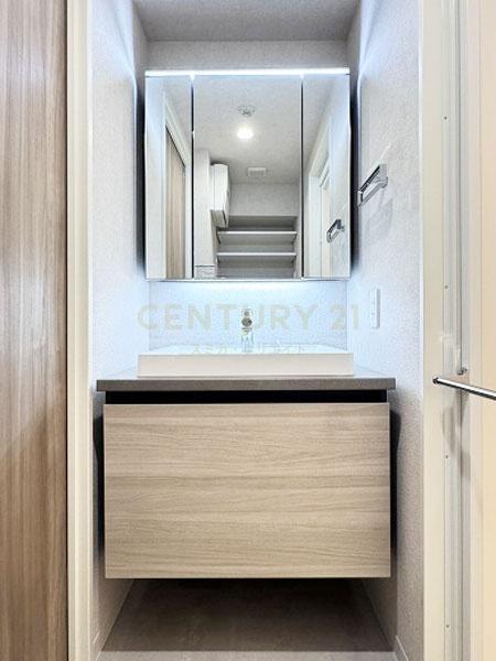 �����s�ڍ��撆��1���� 6-9�̒��Ã}���V�����̐��ʑ�E���ʏ�