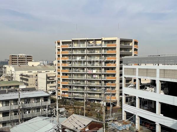 �����s��c���X��3���� 21-14�̒��Ã}���V�����̂��̑����n