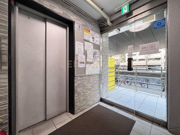 �����s�a�J�攦���J1���� 6-5�̒��Ã}���V�����̃G���g�����X