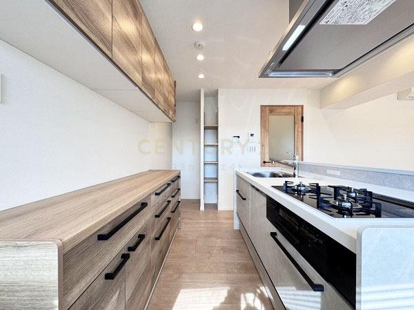 �����s�a�J�攦���J1���� 6-5�̒��Ã}���V�����̃L�b�`��