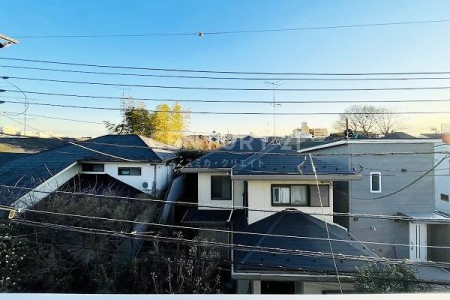 �����s�ڍ���剪�R1���ڂ̐V�z��ˌ��Ă̏Z�˂���̒��]�ʐ^