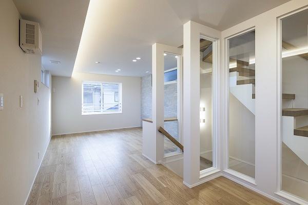 �����s�ڍ���剪�R1���ڂ̐V�z��ˌ��Ẵ��r���O